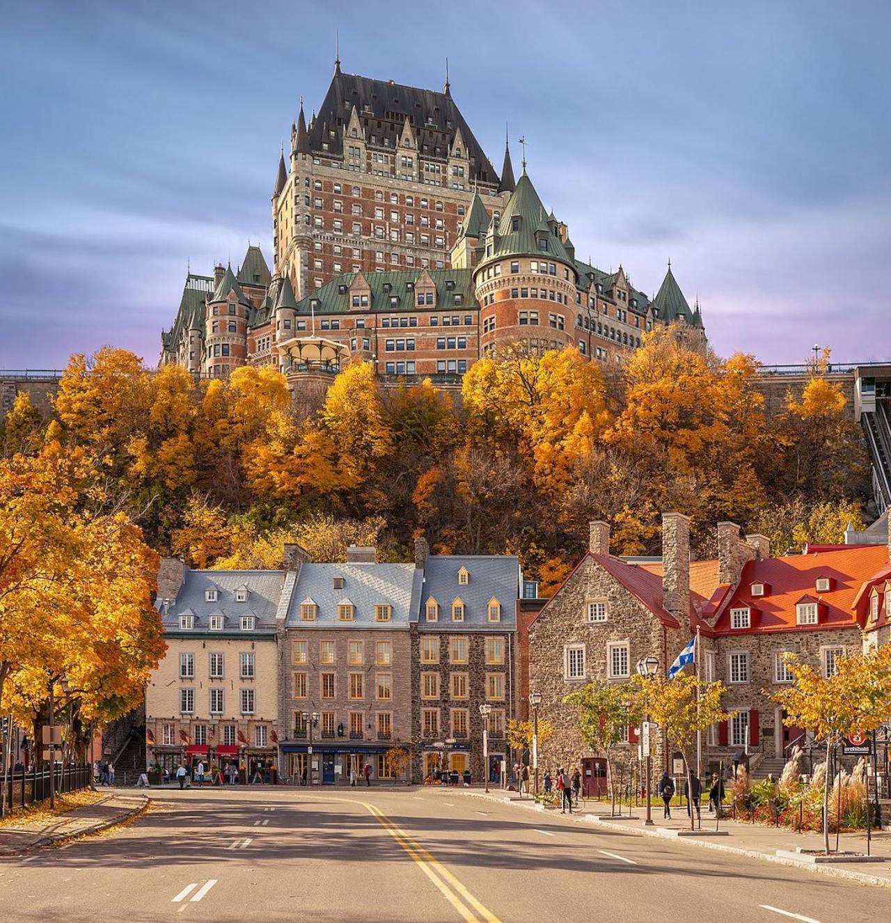 Initial / Polo / Centre-Ville De Quebec Luaran gambar